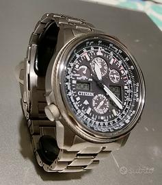CITIZEN RADIO CONTROLLATO SUPERPILOT YJ8020 52E