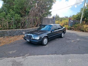 Mercedes W124 200E ASI