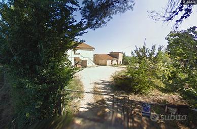 Casale al mare da ricostruire