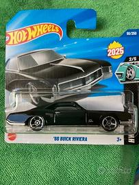 Hot Wheels '66 Buick Riviera