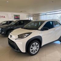 Toyota Aygo X 1.0 VVT-i 72 CV 5 porte Active KM ZE