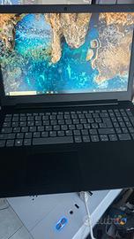 PC Portatile Lenovo Essential V145 - NERO