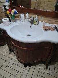 il mobile del bagno + lavabo in ceramica +