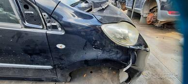 PEUGEOT 107 - PARAFANGO DESTRO