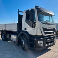 Iveco Stralis 310 ribaltabile trilaterale