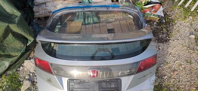 Portellone posteriore Honda Civic con boot spoiler