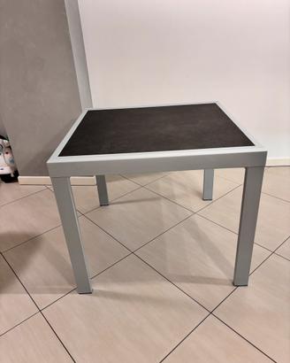 Tavolo metallo