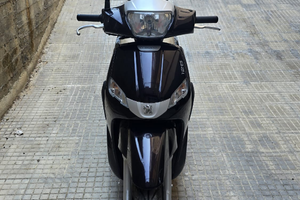 Peugeot tweet 125 - condizioni eccellenti