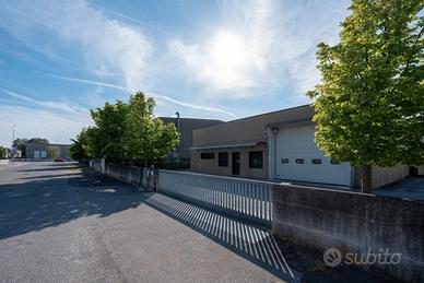 Capannone industriale