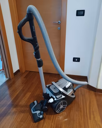 Aspirapolvere a traino senza sacco