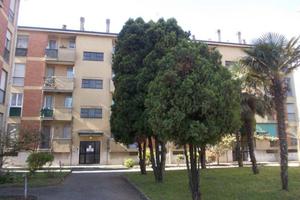 Immobile in asta di 73 m² con 2 locali e box auto 