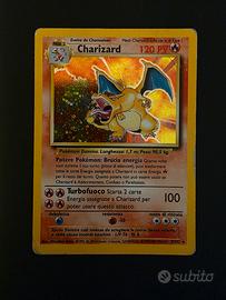 Pokemon - Charizard set base