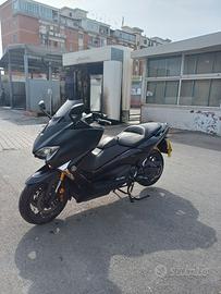 Yamaha T-Max 530 SX (2020)