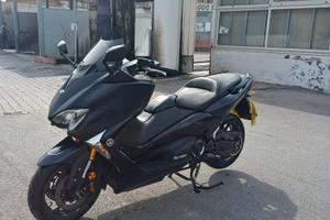 Yamaha T-Max 530 SX (2020)