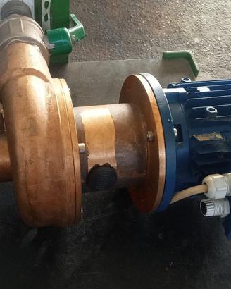 Mini turbina idroelettrica