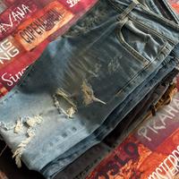 Stock pantaloni/jeans taglia 28/29