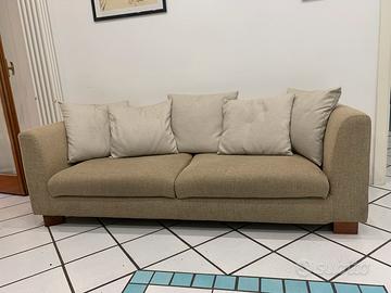 Divano fisso e poltrona