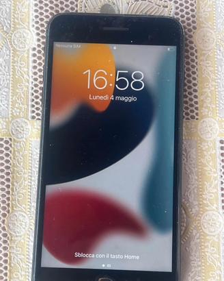 iPhone 7  lpus 128 GB