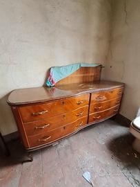 Comò con specchiera