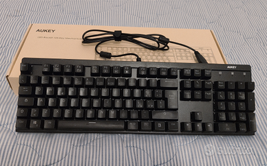 Tastiera RGB meccanica AUKEY