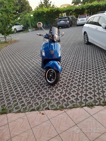 Ricambi Vespa Gts 300 Super blu elettrico