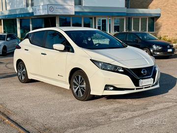 Nissan Leaf Visia Plus 40kWh 150cv