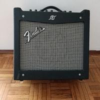 amplificatore per chitarra elettrica 
