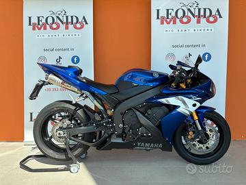 Yamaha YZF R1