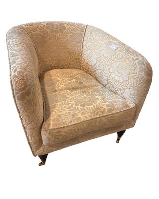 Poltrona beige decorazione floreale con ruote