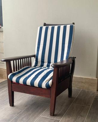Poltrona antica e reclinabile