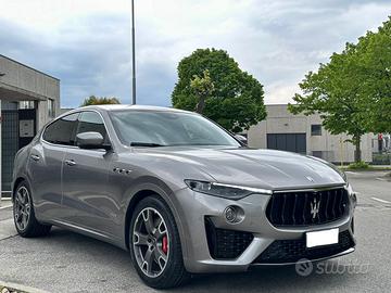 Maserati Levante V6 Benzina 350hp