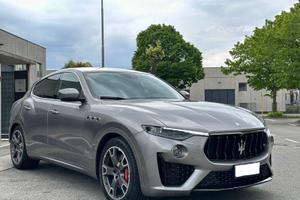 Maserati Levante V6 Benzina 350hp