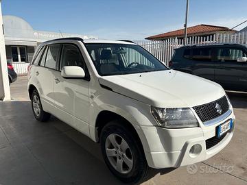 Suzuki grand vitara 4x4 GARANZIA 12 MESI