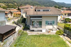 VILLA SINGOLA A RIFREDDO