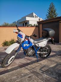 Suzuki DR 650 R