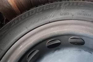 4 gomme invernali bridgestone 205/55 r16