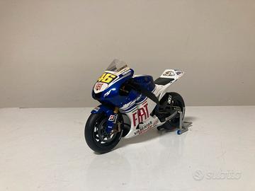 Yamaha M1 Valentino Rossi 2008