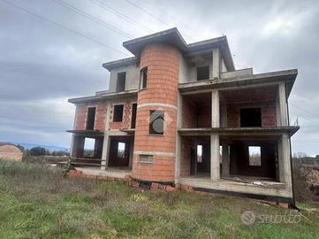 4 LOCALI A MARSCIANO