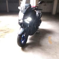Yamaha Xmax 300 2025
