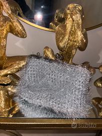 Meraki clutch argentata