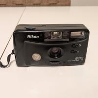 Fotocamera vintage nikon AF220