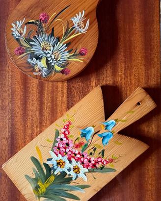 Coppia Taglieri Legno Vintage Dipinti a Mano