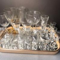 Bicchieri e vassoio vintage