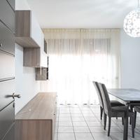AROSIO - TRILOCALE MODERNO CON DOPPI TERRAZZI E BO