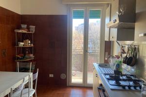 Posto in doppia per ragazza