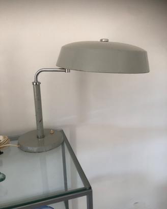 Lampada bauhaus anni 50/60 creata da Alfred Müller