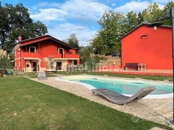 VILLA CON VISTA PANORAMICA con piscina