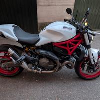 Ducati Monster 821 - 2015