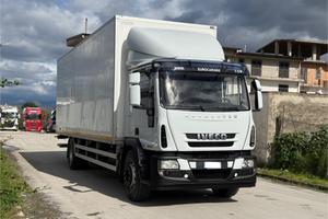 Eurocargo 180e28 e6 furg box e ped mt 8.29 2015