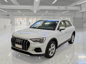 AUDI Q3 35 TDI S tronic Business Advanced